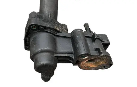 Thermostat/thermostat housing