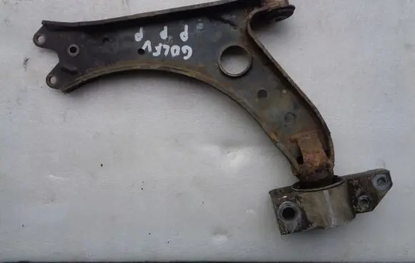 Volkswagen Golf V Front lower control arm/wishbone