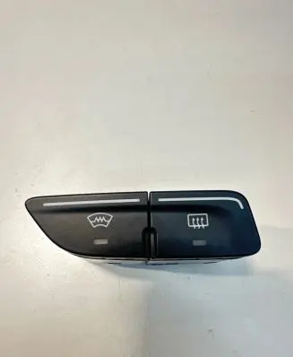 Ford Focus Windscreen/window heater switch AM5T18K574AC
