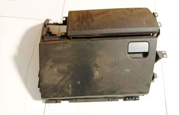 Land Rover Discovery 3 - LR3 Glove box FCL500270B01