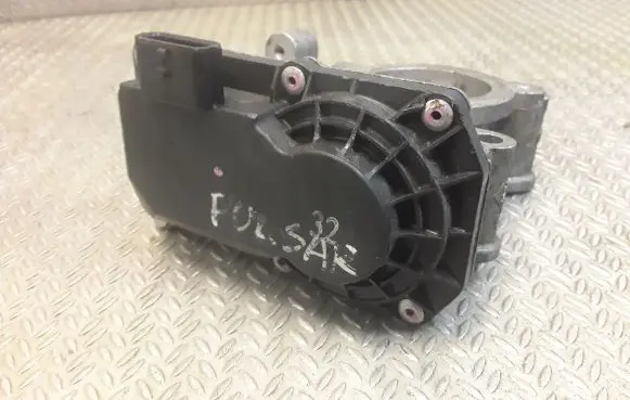 Nissan Pulsar Throttle valve H8201171233