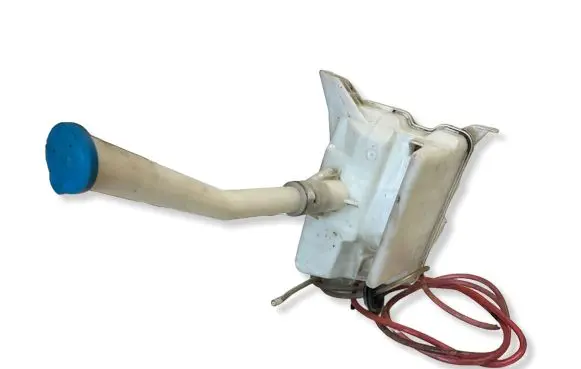 Toyota Corolla Verso AR10 Windshield washer fluid reservoir/tank 001193