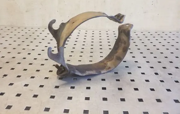 Muffler mount bracket/holder