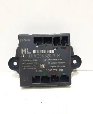 Mercedes-Benz C W204 Door control unit/module A2048200526 A2048207585