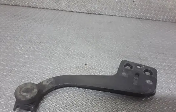 Volkswagen Transporter - Caravelle T5 Sliding door upper roller guide/hinge 7H0843436P