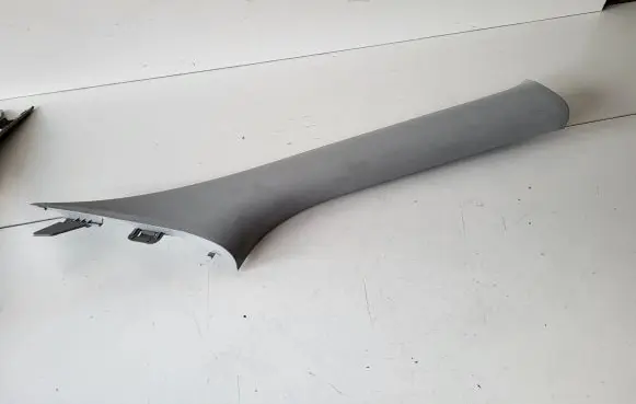 Hyundai Santa Fe (A) pillar trim 858212W000