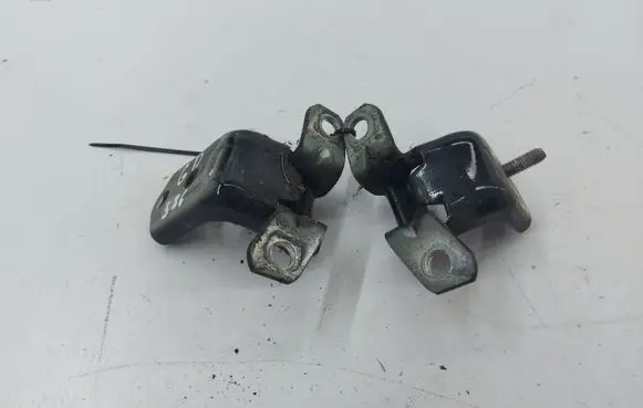 Rear door hinge set