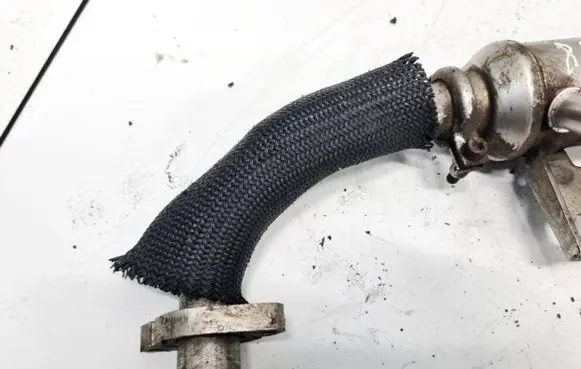 Opel Vectra C EGR valve line/pipe/hose