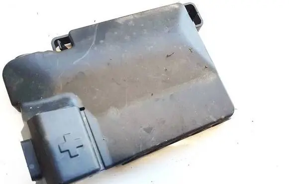 Volkswagen ID.4 Fuse box cover 1EA915429C