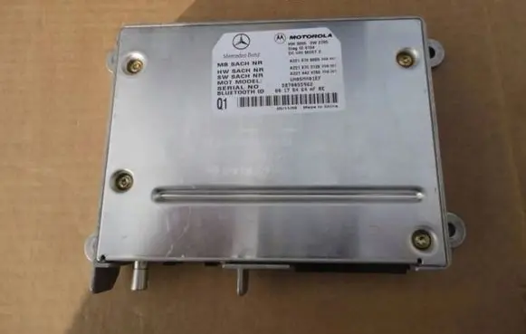 Mercedes-Benz S W221 Bluetooth control unit module 2218708685