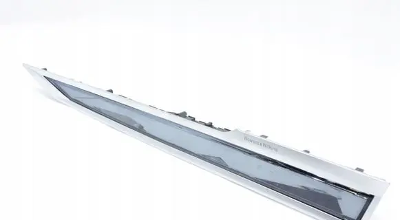 BMW 7 G70 Front door trim bar 5A9BF08