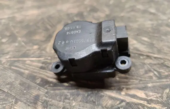 Citroen C5 A/C air flow flap actuator/motor P1975001