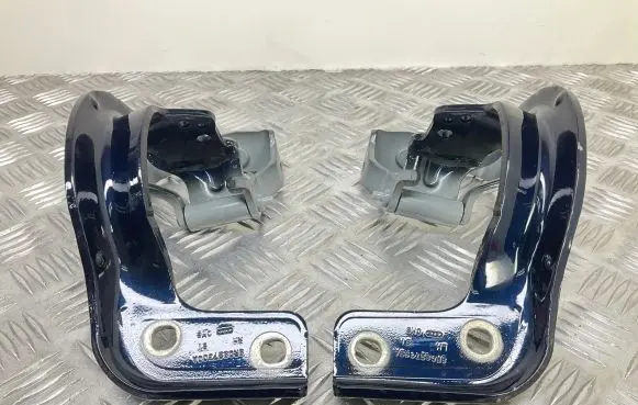 Audi Q5 SQ5 Tailgate/trunk/boot hinge 8R0827300A 8R0827299A