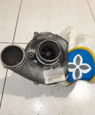 Mercedes-Benz R W251 Turbo A6420900280
