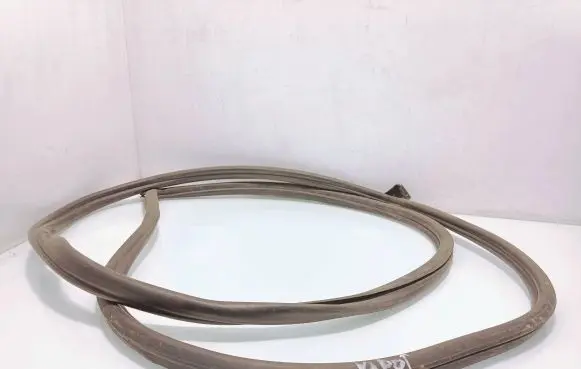 Engine compartment rubber