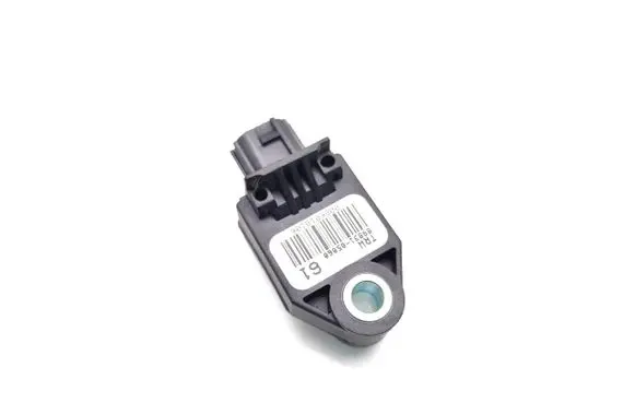 Toyota Avensis T270 Airbag deployment crash/impact sensor 89831-05060