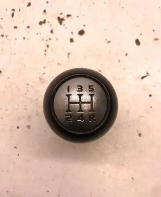 Mitsubishi Colt Gear lever shifter trim leather/knob 
