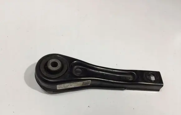 Volkswagen Golf VIII Engine mount bracket 5Q0199855AA