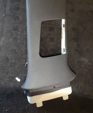 Porsche Macan (95B) (B) pillar trim (top) 95B867244