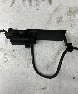 BMW 1 E82 E88 Turbo solenoid valve 7796634
