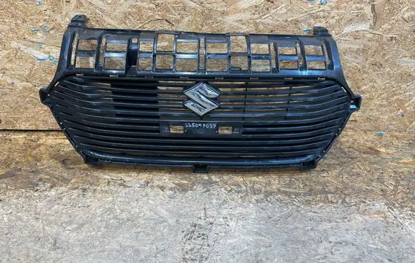 Suzuki Swift III Front grill 71741-52R00 S2509P037-M