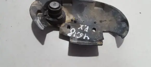 Opel Meriva A Front door lock (next to the handle) GM770