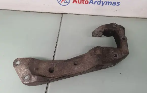BMW 5 F10 F11 Gearbox mounting bracket 6777615 22326777615