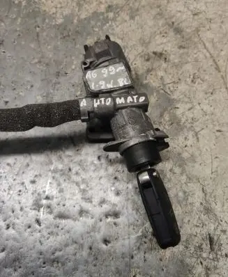 Audi A6 S6 C5 4B Ignition lock 4B0905851B