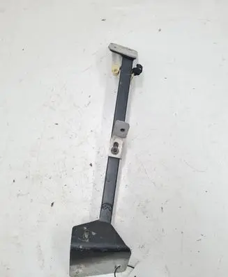 Audi A8 S8 D3 4E Fender mounting bracket 4E0805464 4E0805464E