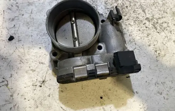 Volvo S40 Throttle valve 30711552 0280750146 11U111