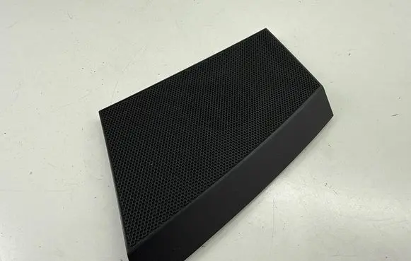 Porsche Cayenne (92A) Side speaker trim/cover 7P5035793