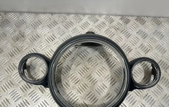 Mini One - Cooper Coupe R56 Dashboard trim 122737