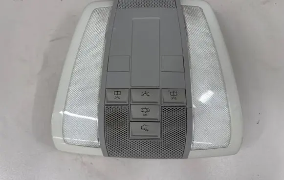Mercedes-Benz C W204 Front seat light A2048202001 2JM00926803 0123110701