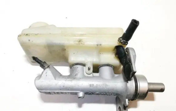 Renault Scenic II - Grand scenic II Master brake cylinder 32067111c