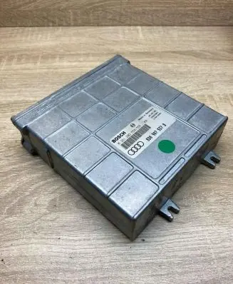 Audi A4 S4 B5 8D Engine control unit/module ECU 8D0907557B 0261203554