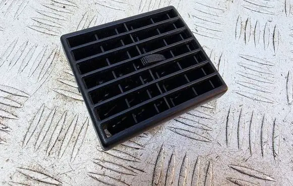 Audi Cabriolet B3 8G Dashboard side air vent grill/cover trim 