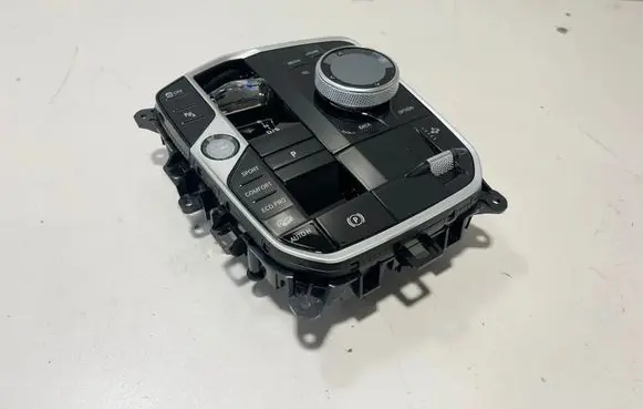 BMW X6 G06 Gear shifter/selector 5A6AEE5 5A9CB19