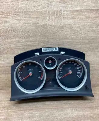 Opel Zafira B Speedometer (instrument cluster) 13267520 A2C53164392