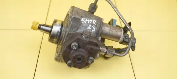 Opel Astra K Fuel injection high pressure pump 55495425 B16DTH