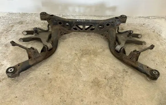Audi A6 S6 C7 4G Rear subframe 4G0505235P 8K0505312J