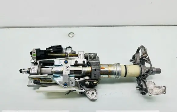 BMW 5 E60 E61 Steering wheel axle set 6780879 1019756