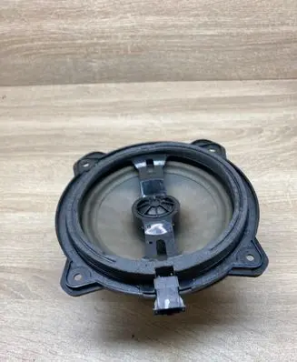 Audi A4 S4 B6 8E 8H Rear door speaker 8H0035411