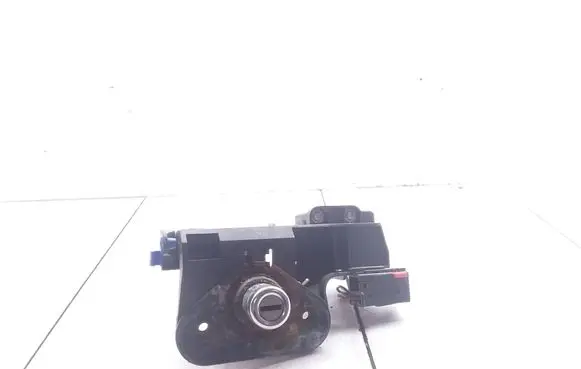Opel Meriva A Tailgate/trunk/boot lock/catch/latch 09183495