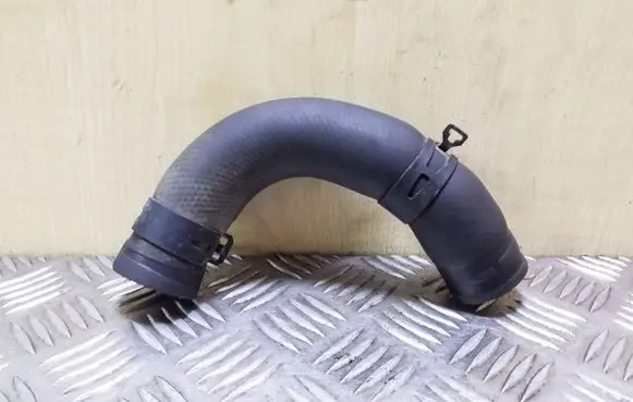 Peugeot 4007 Engine coolant pipe/hose