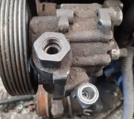 Peugeot 807 Power steering pump