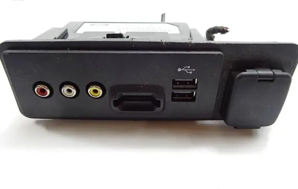 Ford Mondeo MK V USB socket connector BT4T14F014AE 31214892510