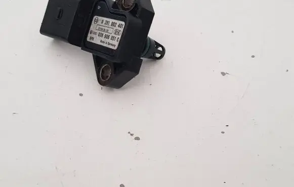 Audi Q7 4L Air pressure sensor 038906051C 0281002401 37063AC4