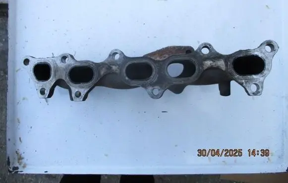 Honda CR-V Exhaust manifold 79234675y34ui5k23l