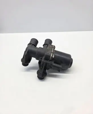 BMW 5 E60 E61 Coolant heater control valve 6920226 1147412174