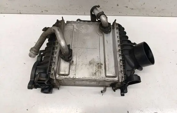 Mercedes-Benz E W213 Intercooler radiator A6540906100 A6540104604